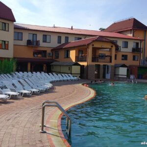 Жаворонок. Термальні води Закарпаття