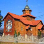 церква зіслання святого духа, вітраж Тіфані
