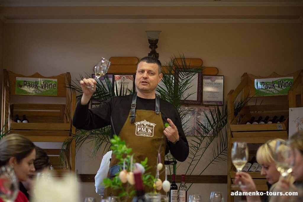 дегустація вин Шато Паук (Chateau Pauk)